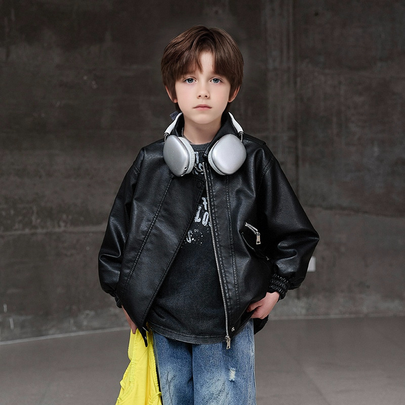 Cappotto antivento impermeabil - Streetwear Brand With A Logo recensione e prezzo