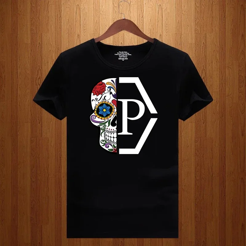 T-shirt di Lusso con Stampa Me - Streetwear Brand Flower recensione e prezzo