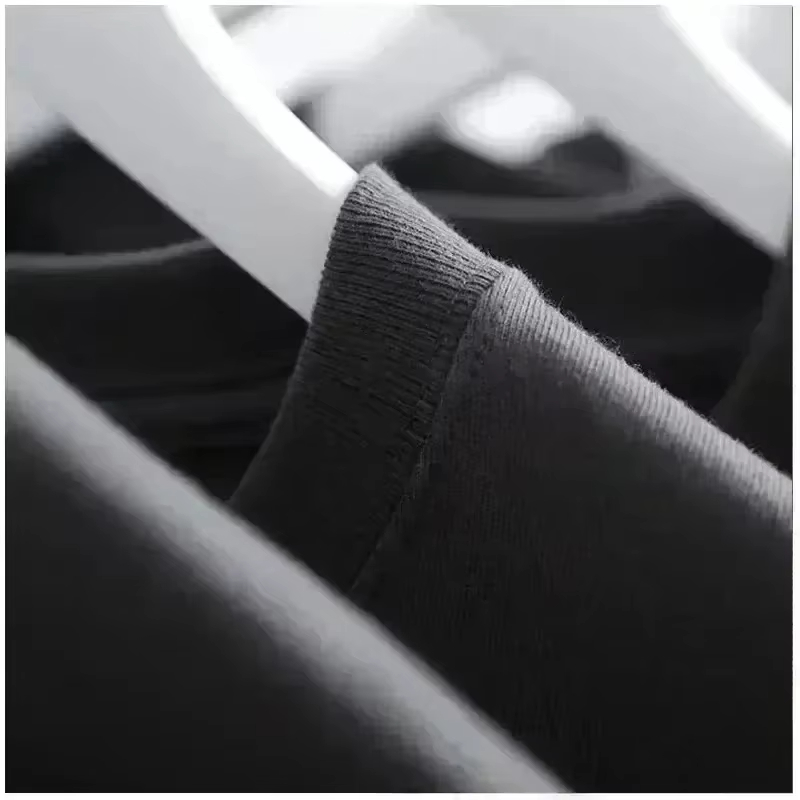 T-Shirt Classica con Logo, Mod - Streetwear Brand With A Logo recensione e prezzo