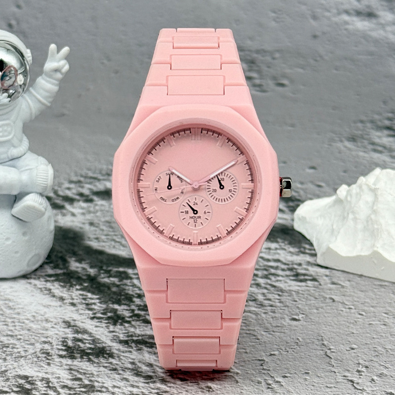 Orologio di Marca Famosa con Q - Streetwear Brand Luxury recensione e prezzo